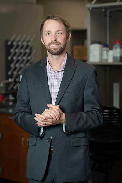 Brian Meckes portrait in lab